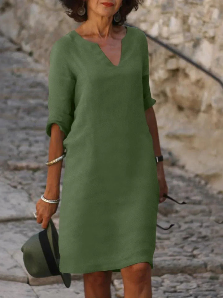 Dana | V-Neck Dress that Hides the Belly